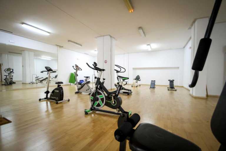 2 Bedrooms Deluxe Apartment Marina Banus