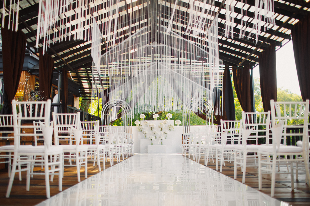 How to Choose the Best Marbella Event Furniture & Decor Rental Company
