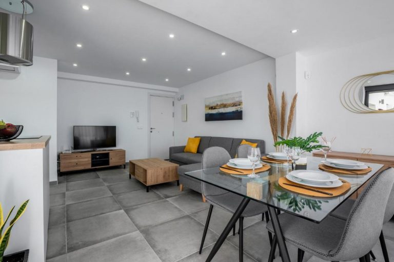 2 Bedroom Penthouse in Marbella Old Town