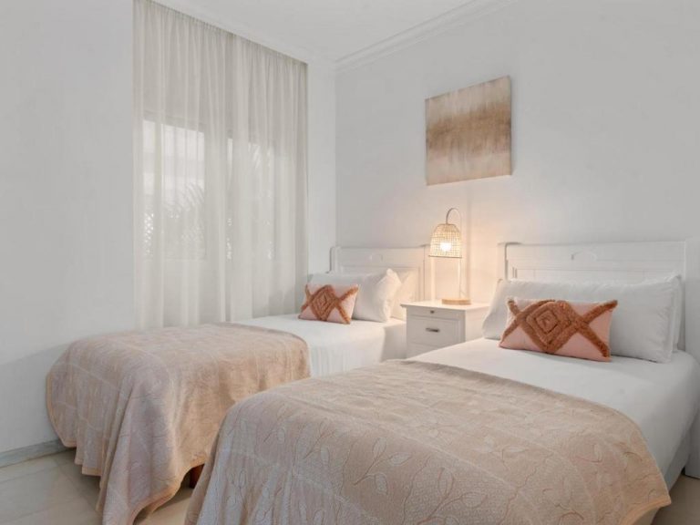 3 Bedroom Apartment in Las Gaviotas, Puerto Banus, Marbella