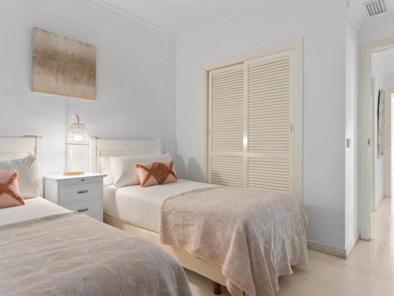 3 Bedroom Apartment in Las Gaviotas, Puerto Banus, Marbella