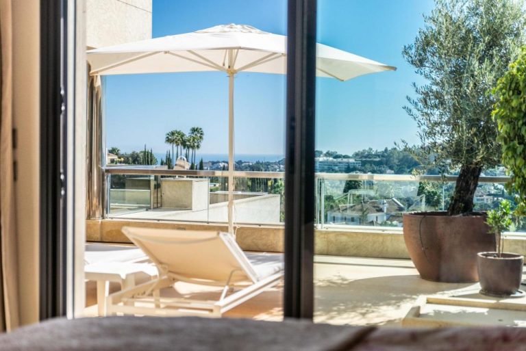 3-bedroom Apartment in Nueva Andalucia