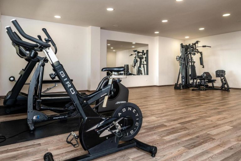 3-bedroom Apartment in Nueva Andalucia 3-bedroom Apartment in Nueva Andalucia