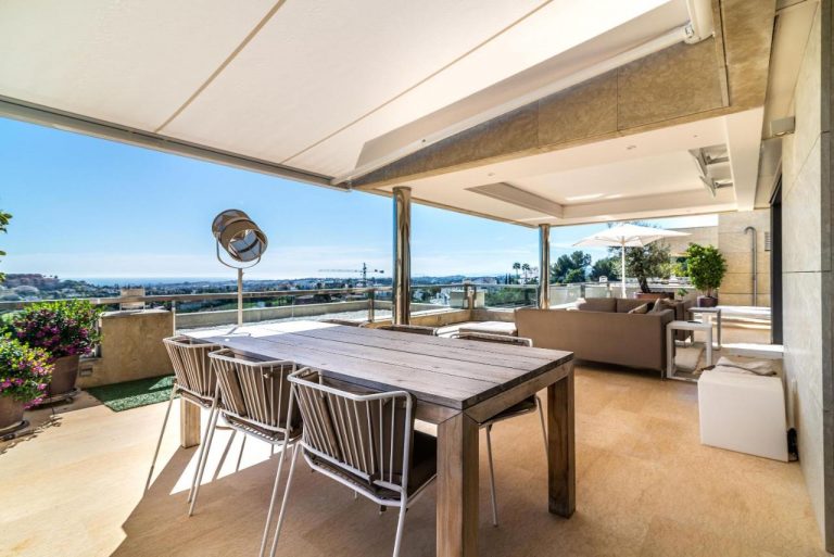 3-bedroom Apartment in Nueva Andalucia