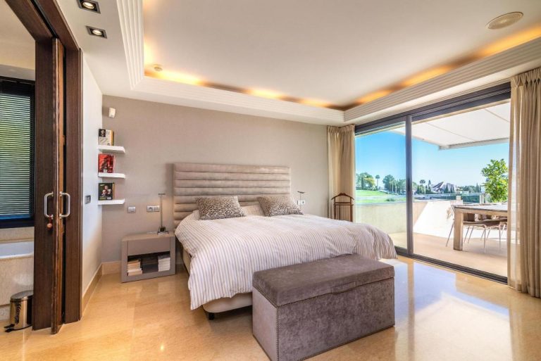 3-bedroom Apartment in Nueva Andalucia