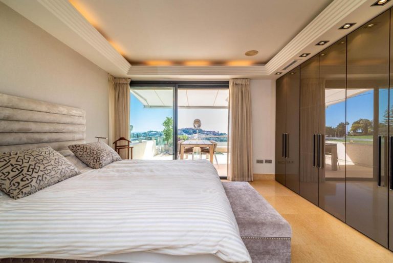 3-bedroom Apartment in Nueva Andalucia