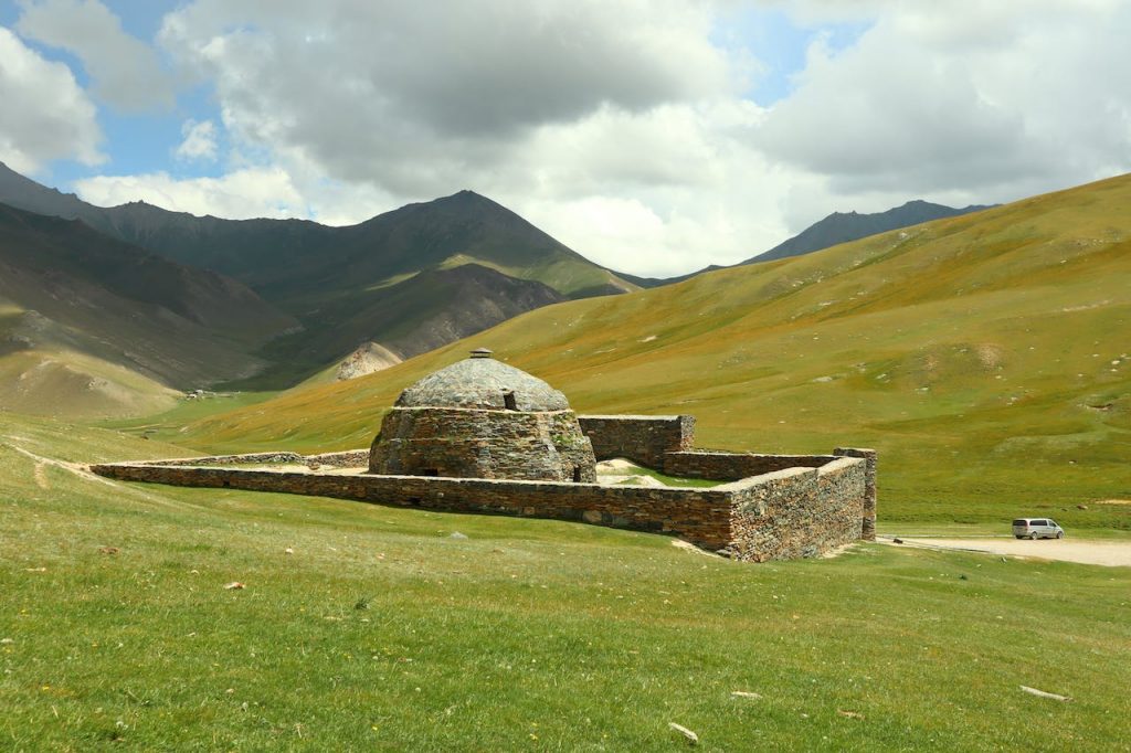 Kyrgyzstan Mountainous Majesty