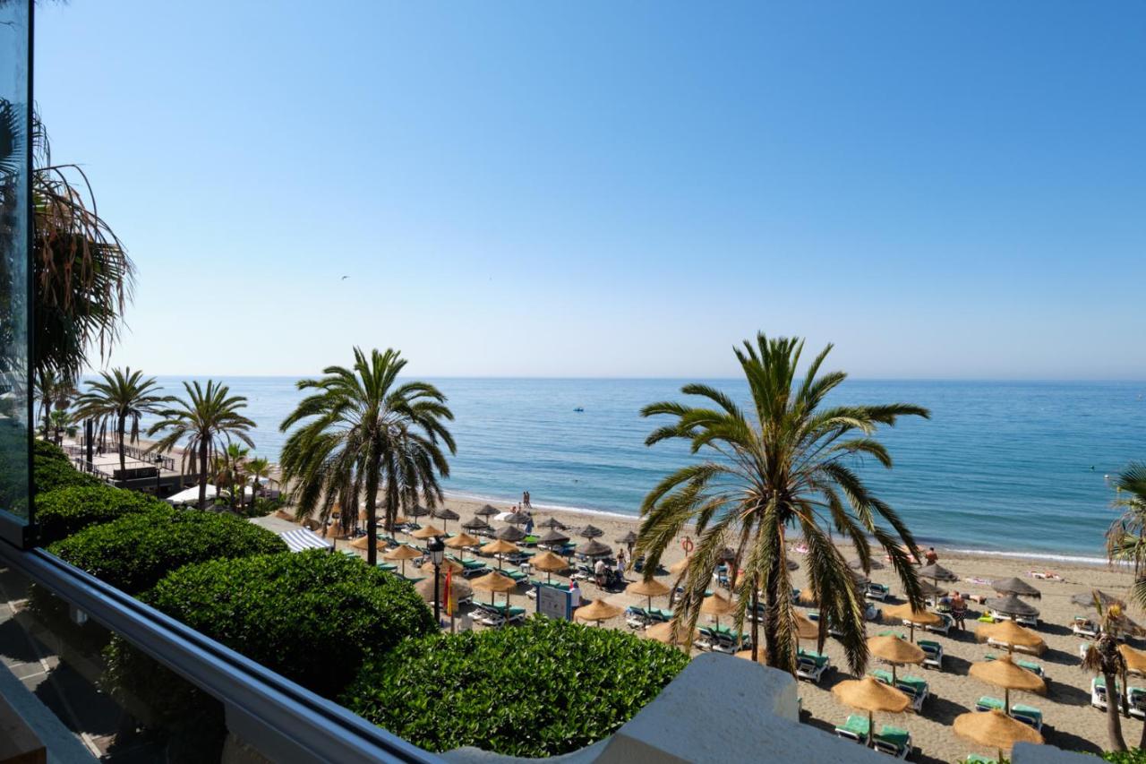 Luxury 3-Bed Beachfront Apartment in Marbella