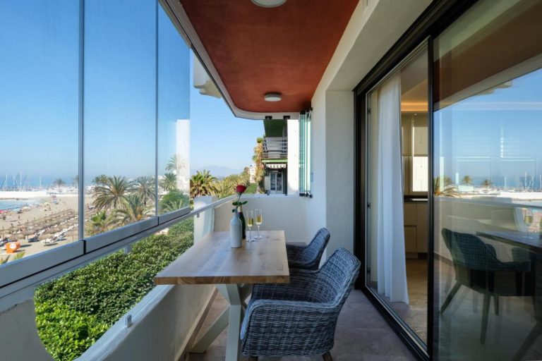 Luxury 3-Bed Beachfront Apartment in Marbella