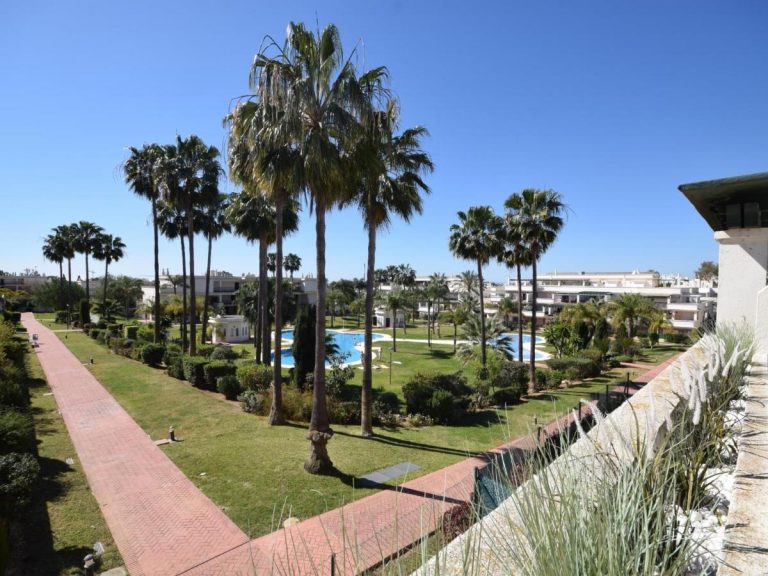 Two Bedroom Apartment in Urb. Lorcrimar, Nueva Andalucia - We Rent Marbella