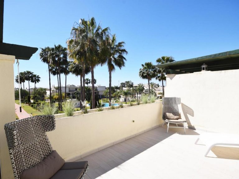Two Bedroom Apartment in Urb. Lorcrimar, Nueva Andalucia - We Rent Marbella
