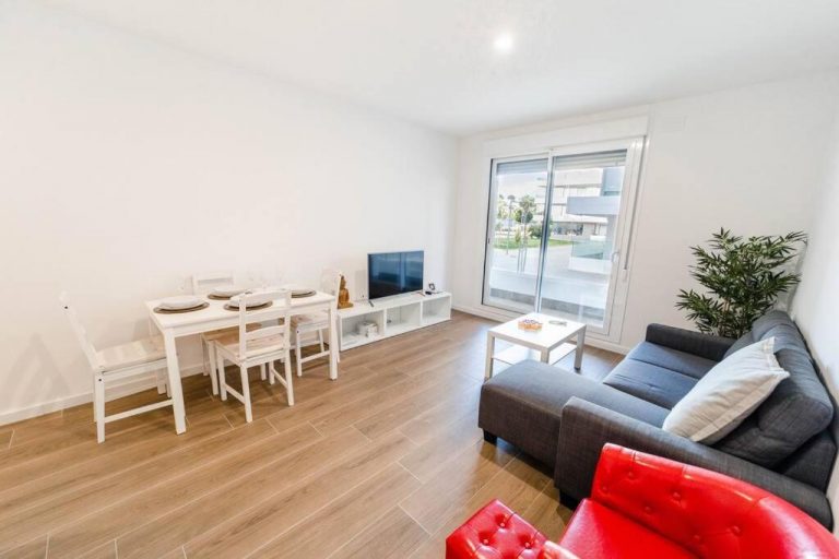 2 Bedroom Apartment with Pool in Nueva Andalucia, Marbella, Spain