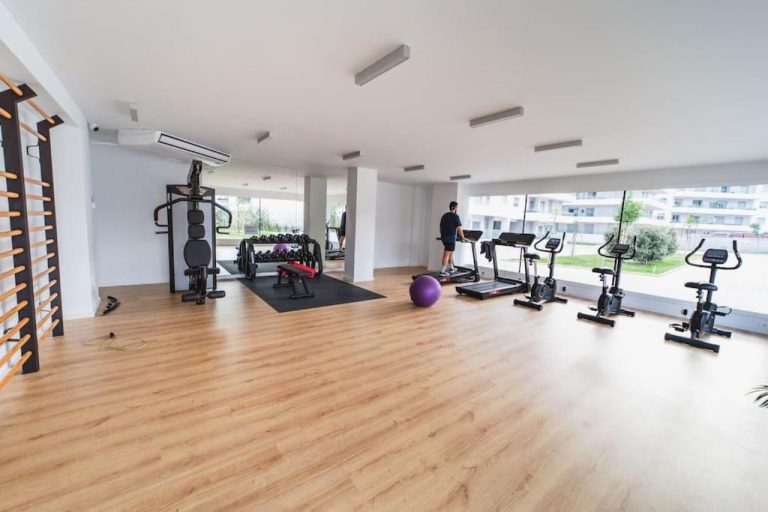 2 Bedroom Apartment with Pool in Nueva Andalucia, Marbella, Spain