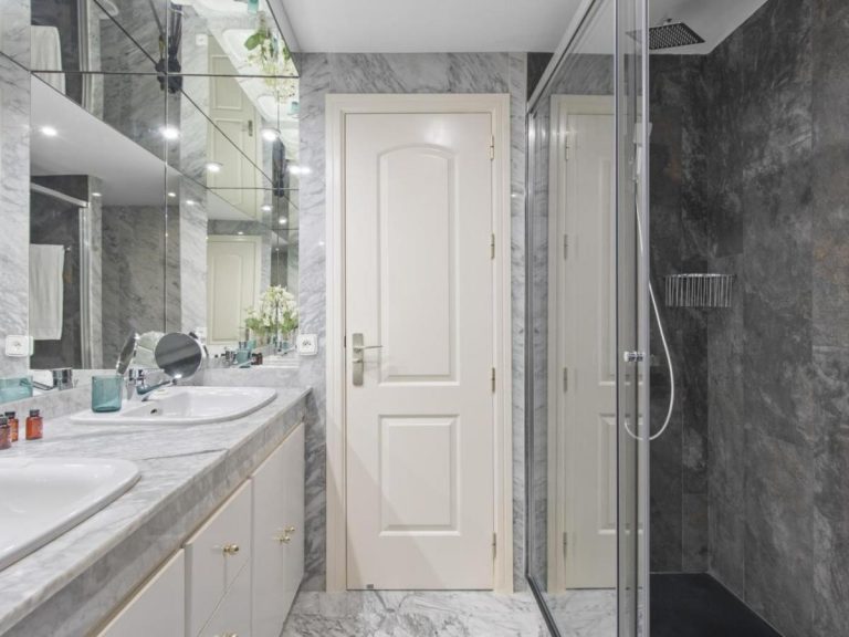 3-bedroom apartment in Playas del Duque, Puerto Banus, Marbella