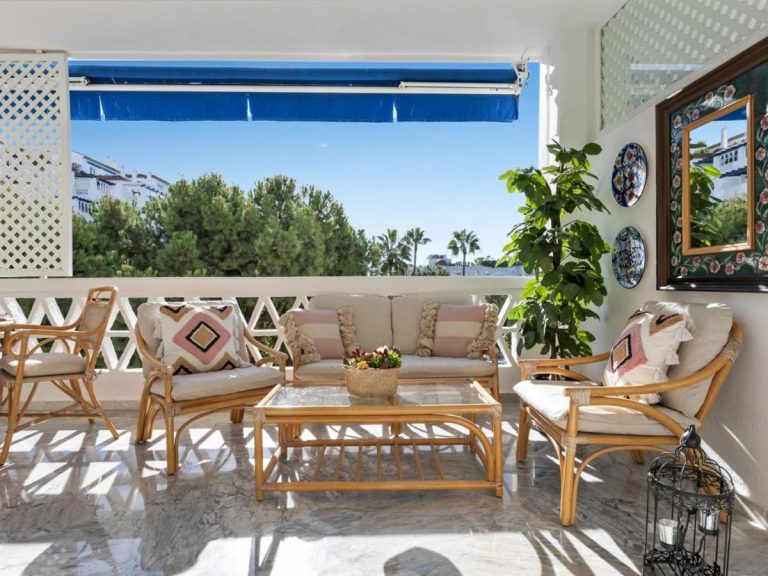 3-bedroom apartment in Playas del Duque, Puerto Banus, Marbella