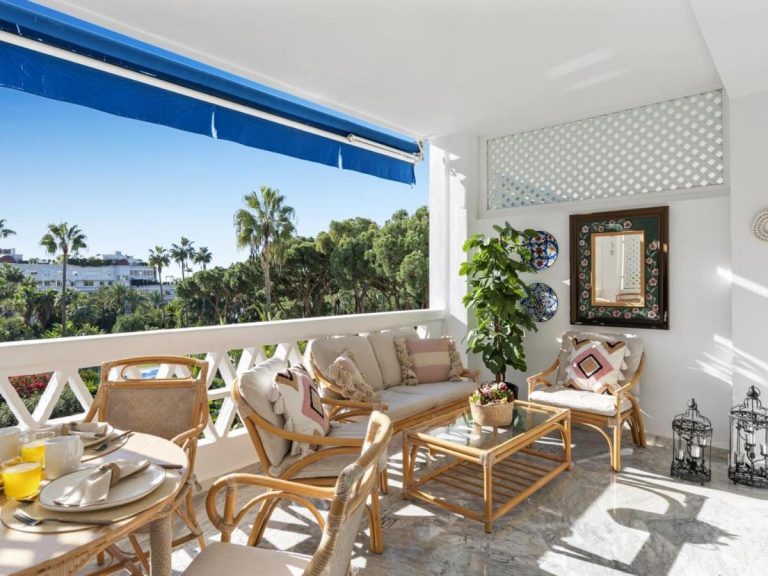 3-bedroom apartment in Playas del Duque, Puerto Banus, Marbella