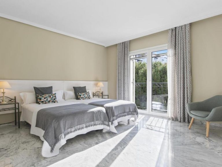 3-bedroom apartment in Playas del Duque, Puerto Banus, Marbella