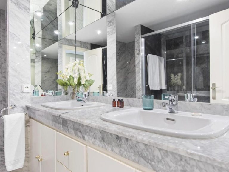 3-bedroom apartment in Playas del Duque, Puerto Banus, Marbella