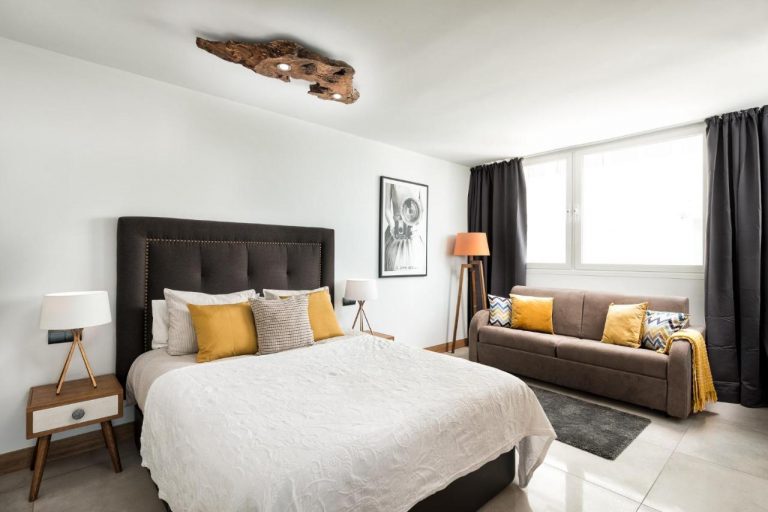 2-bedrooms Frontline Beach Apartment