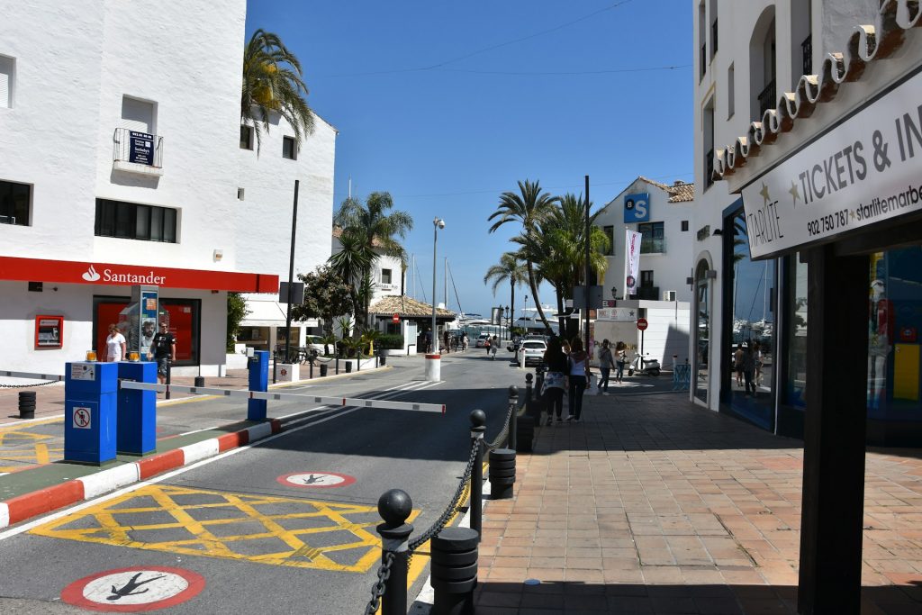Milan Trninic Itckkse Ngs Unsplash Puerto banus marina entrance